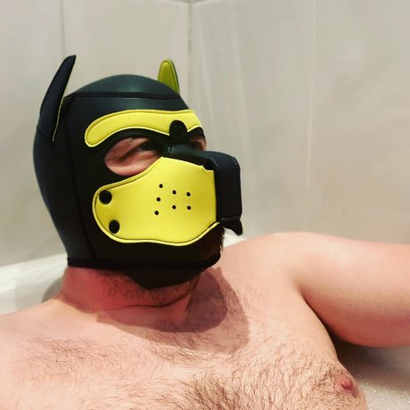 Foto di nudo di fuga di OnlyFans di Pupboltund