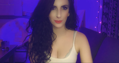 Foto di nudo di fuga di OnlyFans di Snow Bites