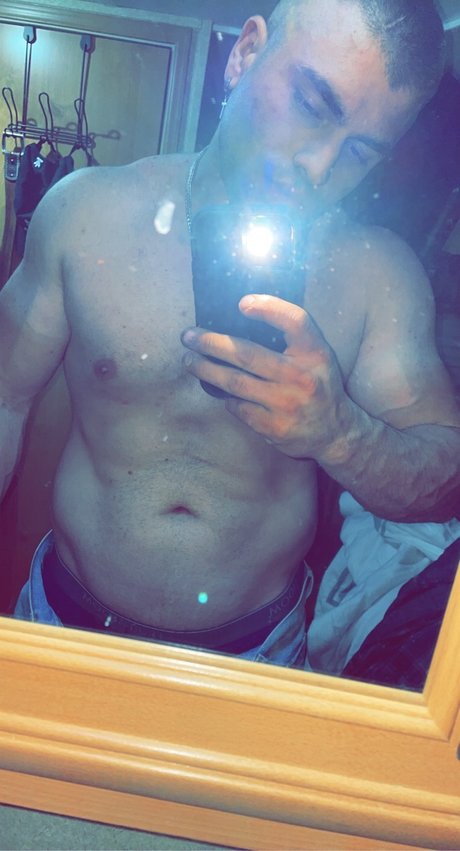 Foto di nudo di fuga di OnlyFans di Rj