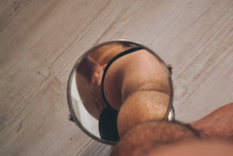 Foto di nudo di fuga di OnlyFans di Yarik Altunin