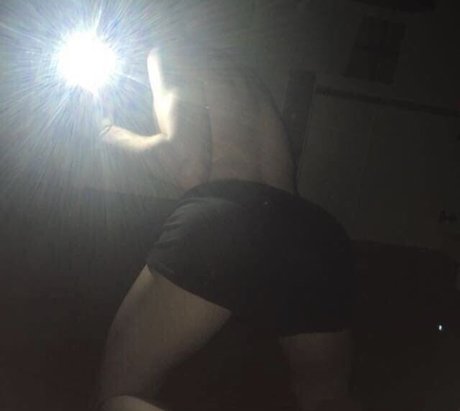 Foto di nudo di fuga di OnlyFans di Richardbby