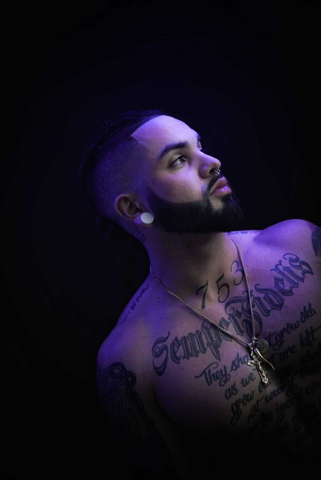 Foto di nudo di fuga di OnlyFans di Reuben Espada