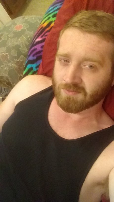Foto di nudo di fuga di OnlyFans di Dustin Pfander