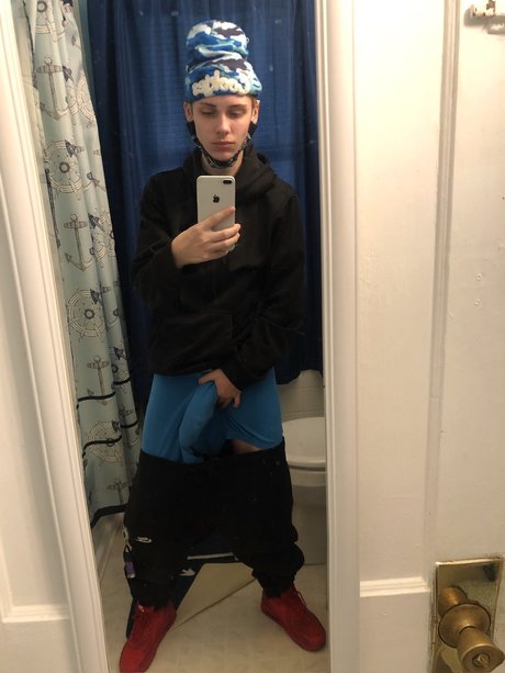 Foto di nudo di fuga di OnlyFans di Vip Eli 