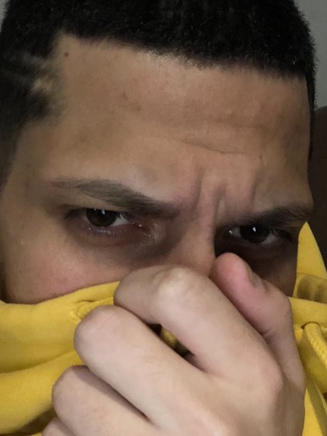 Foto di nudo di fuga di OnlyFans di Ryan