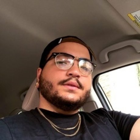 Foto di nudo di fuga di OnlyFans di Ray Anderson