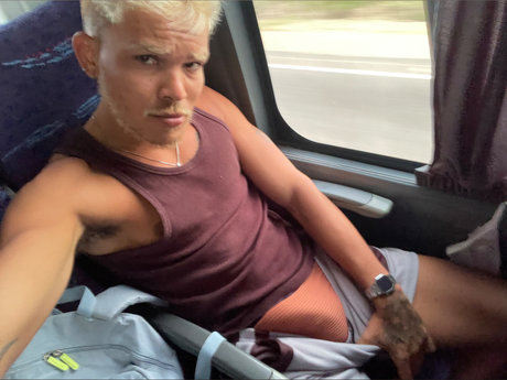 Foto di nudo di fuga di OnlyFans di Ravy 