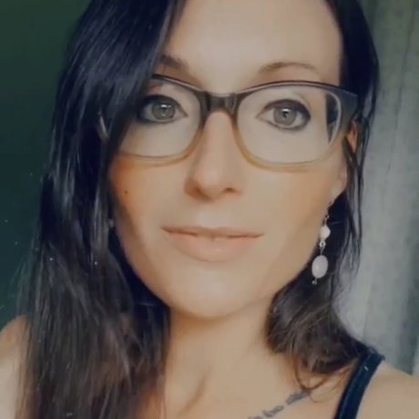 Foto di nudo di fuga di OnlyFans di Rakelia