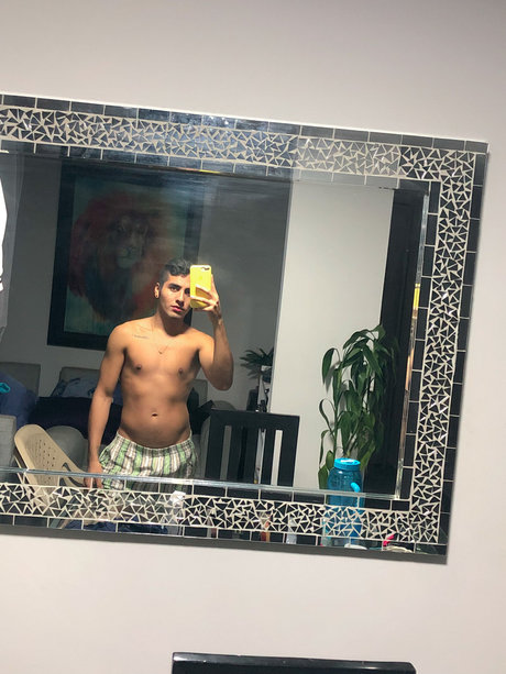 Foto di nudo di fuga di OnlyFans di Rafael A Ditta