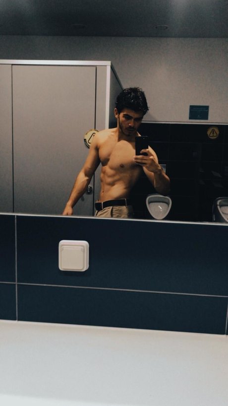 Foto di nudo di fuga di OnlyFans di Rafael Matos