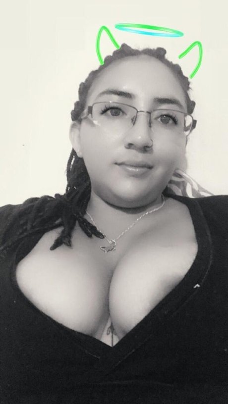 Foto di nudo di fuga di OnlyFans di Mariana