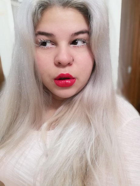Foto di nudo di fuga di OnlyFans di Mara 