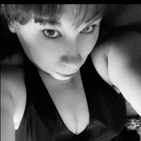Foto di nudo di fuga di OnlyFans di Mar3yjayn3smok3r
