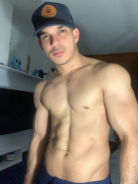 Foto di nudo di fuga di OnlyFans di Marcus Cage