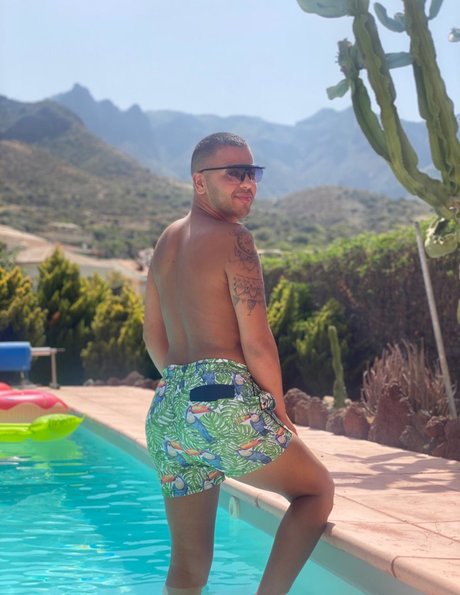 Foto di nudo di fuga di OnlyFans di Marcos Pea