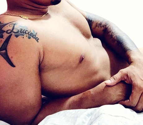 Foto di nudo di fuga di OnlyFans di Marcel