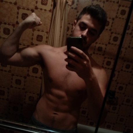 Foto di nudo di fuga di OnlyFans di Manu