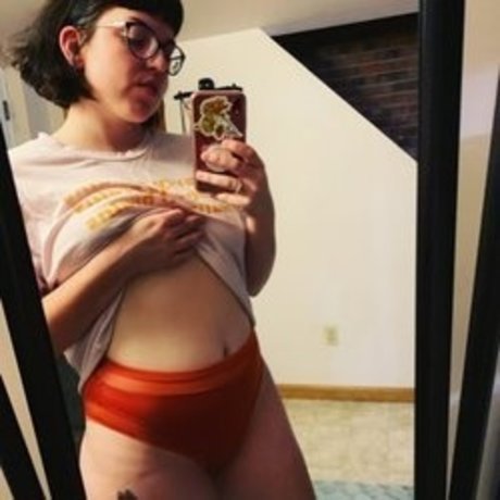 Foto di nudo di fuga di OnlyFans di Call Me Jess