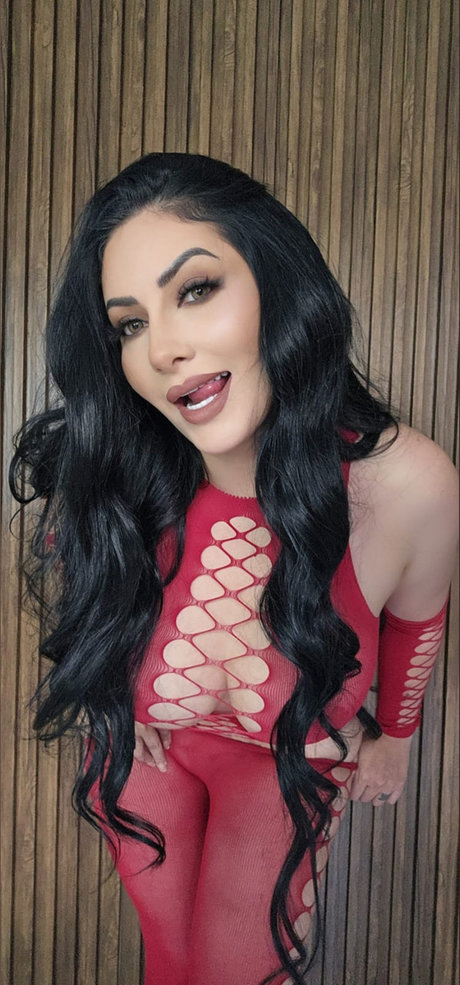 Foto di nudo di fuga di OnlyFans di Ariana Herchi