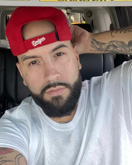 Foto di nudo di fuga di OnlyFans di Manny Torres