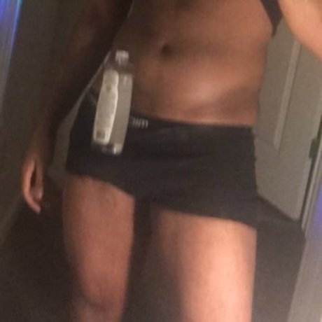 Foto di nudo di fuga di OnlyFans di Manny L