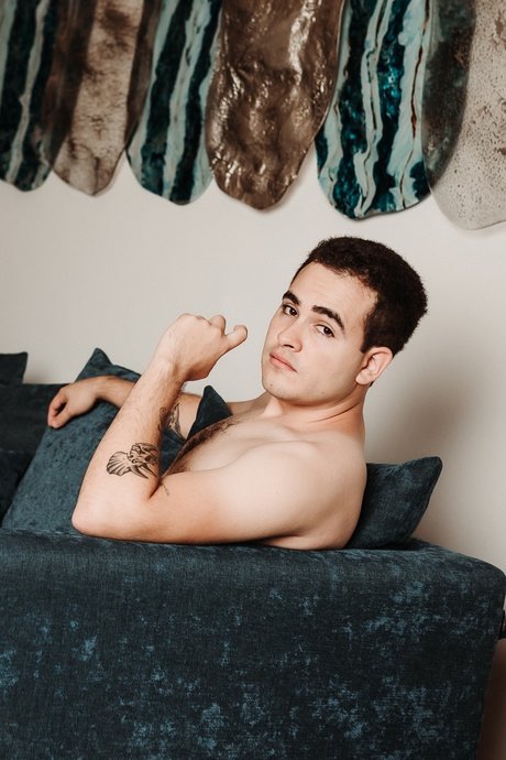 Foto di nudo di fuga di OnlyFans di Francisco Vlogs