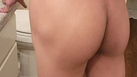 Foto di nudo di fuga di OnlyFans di Manikin Doll