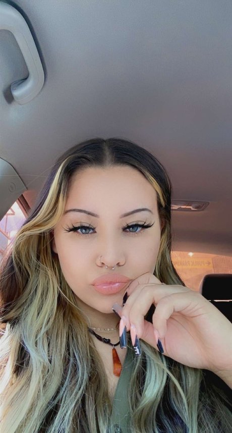 Foto di nudo di fuga di OnlyFans di Baby Lexi 