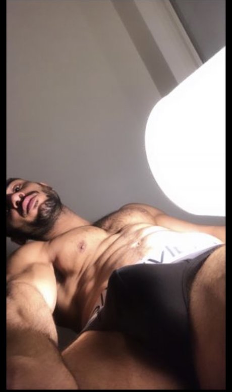Foto di nudo di fuga di OnlyFans di Amir