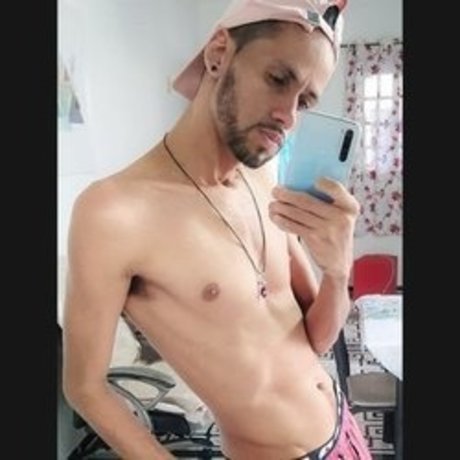 Foto di nudo di fuga di OnlyFans di 