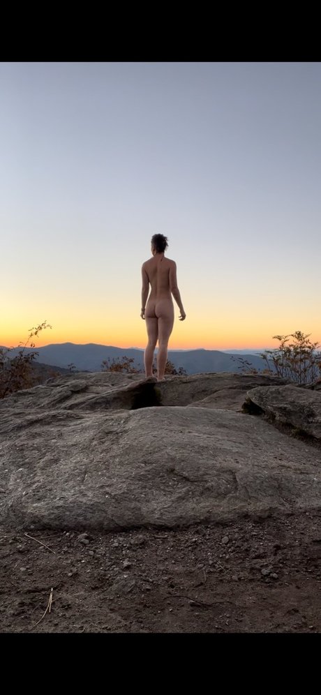 Foto di nudo di fuga di OnlyFans di Ronan
