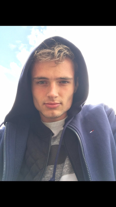 Foto di nudo di fuga di OnlyFans di Romeo
