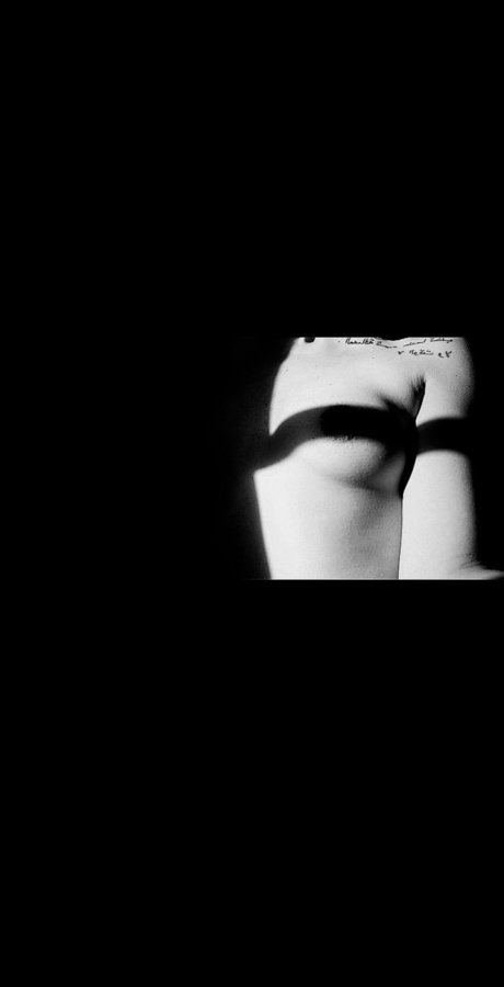 Foto di nudo di fuga di OnlyFans di Roman