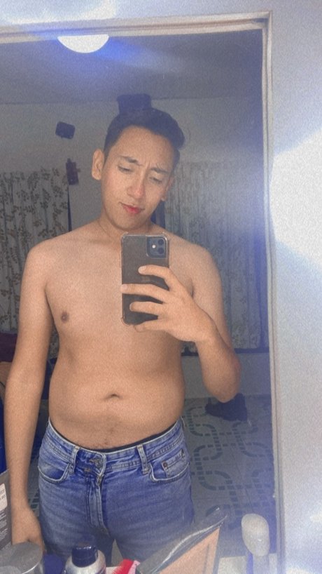 Foto di nudo di fuga di OnlyFans di Usiel Medina