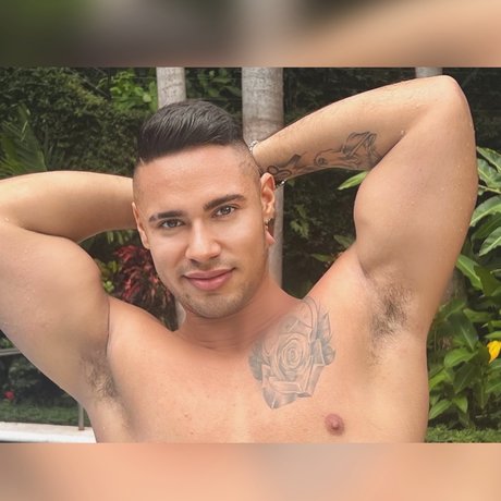 Foto di nudo di fuga di OnlyFans di Robsexyboy