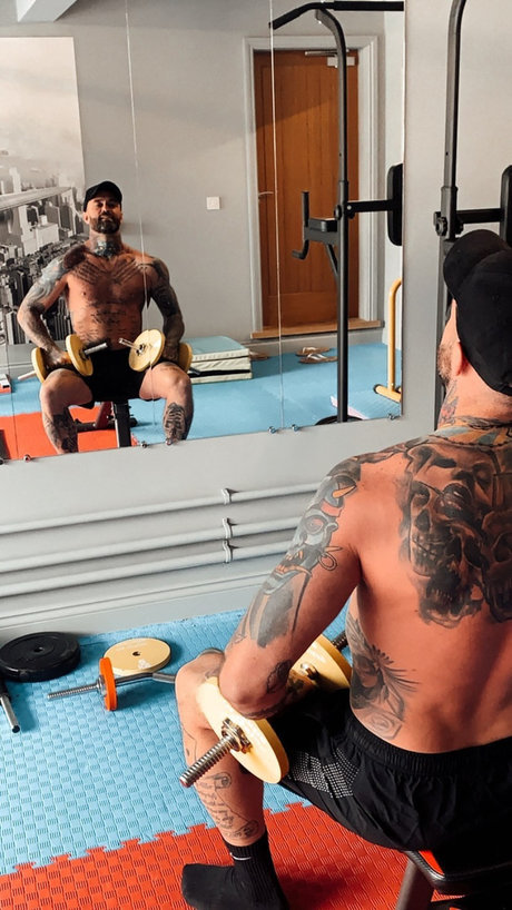 Foto di nudo di fuga di OnlyFans di Robbiegaine21