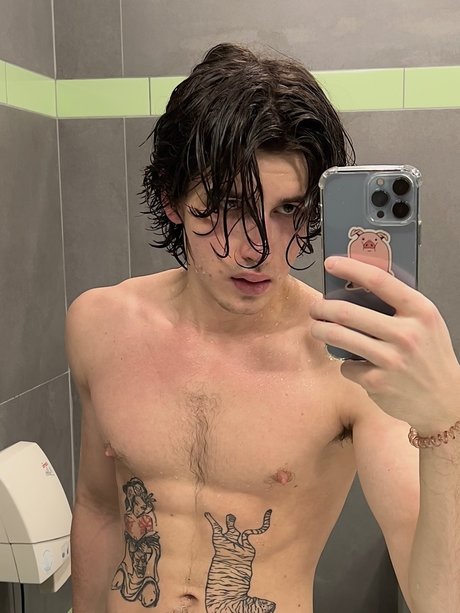 Foto di nudo di fuga di OnlyFans di Martin 