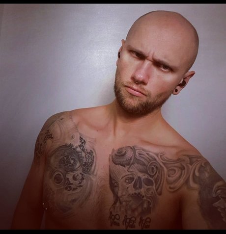Foto di nudo di fuga di OnlyFans di Martinjohaha