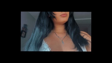 Foto di nudo di fuga di OnlyFans di Marta