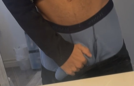 Foto di nudo di fuga di OnlyFans di Marsh