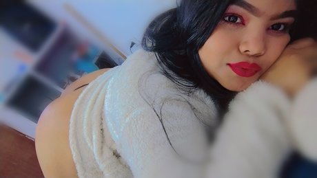 Foto di nudo di fuga di OnlyFans di Marii