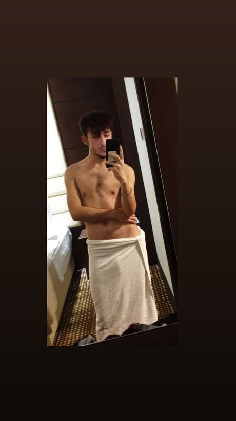 Foto di nudo di fuga di OnlyFans di Marian Del Ruso