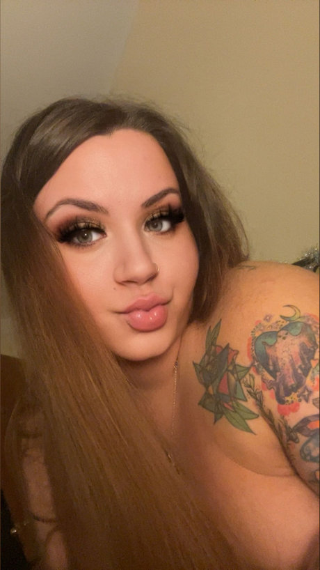 Foto di nudo di fuga di OnlyFans di Marmar