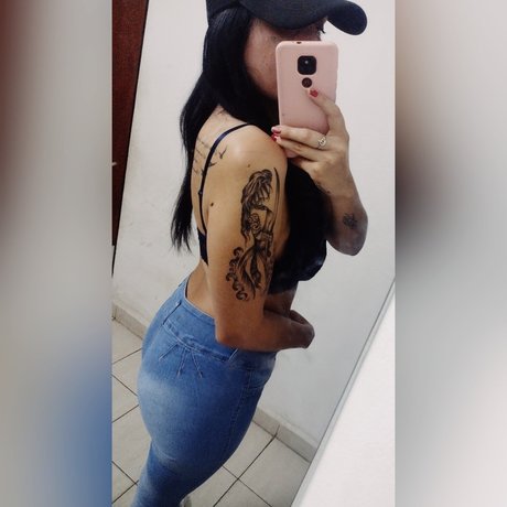 Foto di nudo di fuga di OnlyFans di Dana Marlene Montoya