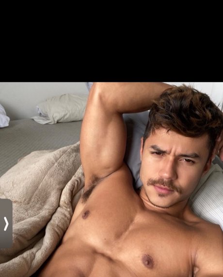 Foto di nudo di fuga di OnlyFans di Mark
