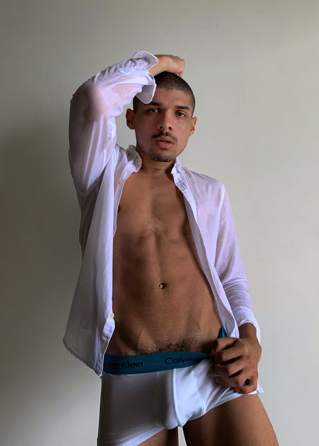Foto di nudo di fuga di OnlyFans di Mark Guz
