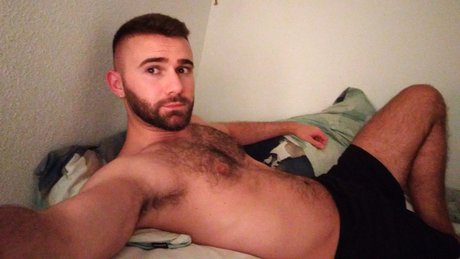 Foto di nudo di fuga di OnlyFans di Mario Corinto