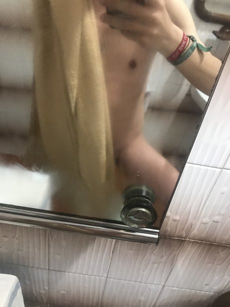 Foto di nudo di fuga di OnlyFans di Mario23