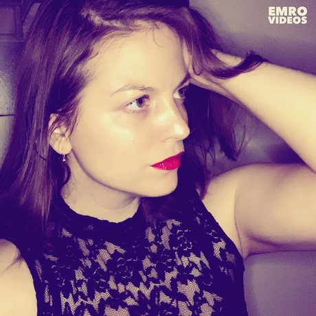 Foto di nudo di fuga di OnlyFans di Marina Amdream