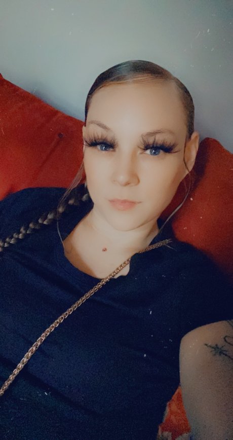 Foto di nudo di fuga di OnlyFans di Marilyn Kash